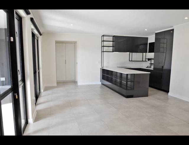3 BEDROOM PROPERTY TO RENT IN HYDE PARK